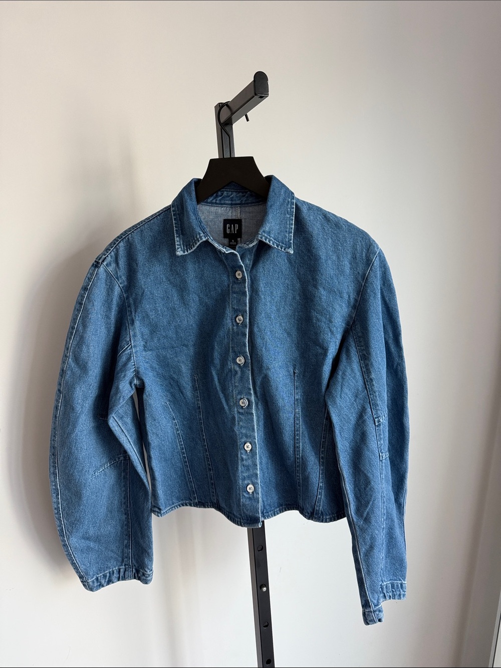 Gap barrel sleeve denim shirt